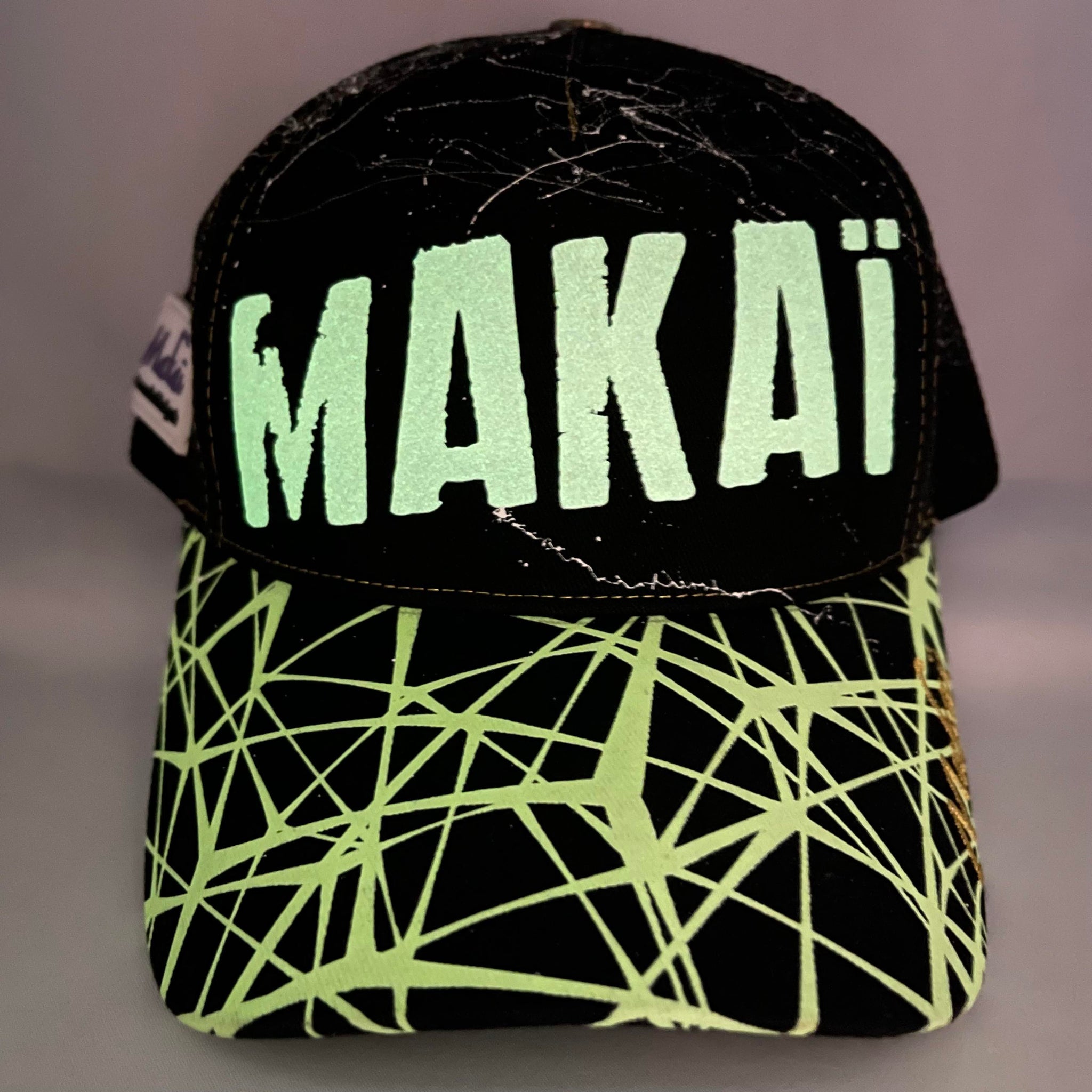 Phosphorescent MAKAÏ