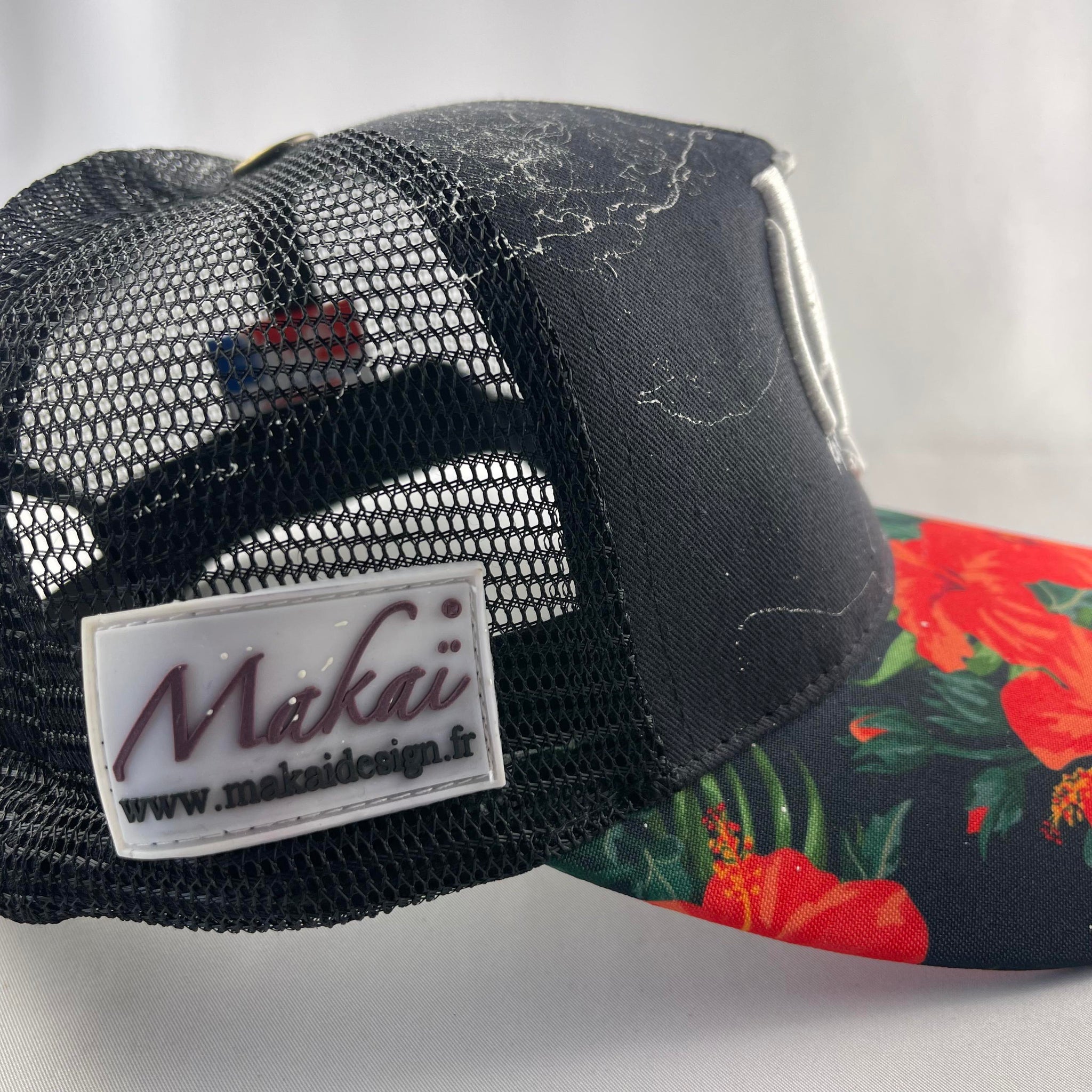 LR x MAKAÏ Trucker