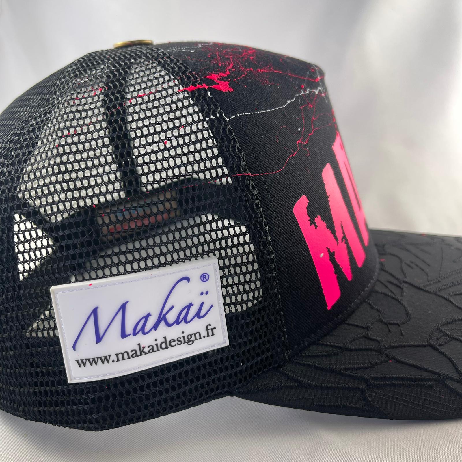Pink Riot MAKAÏ