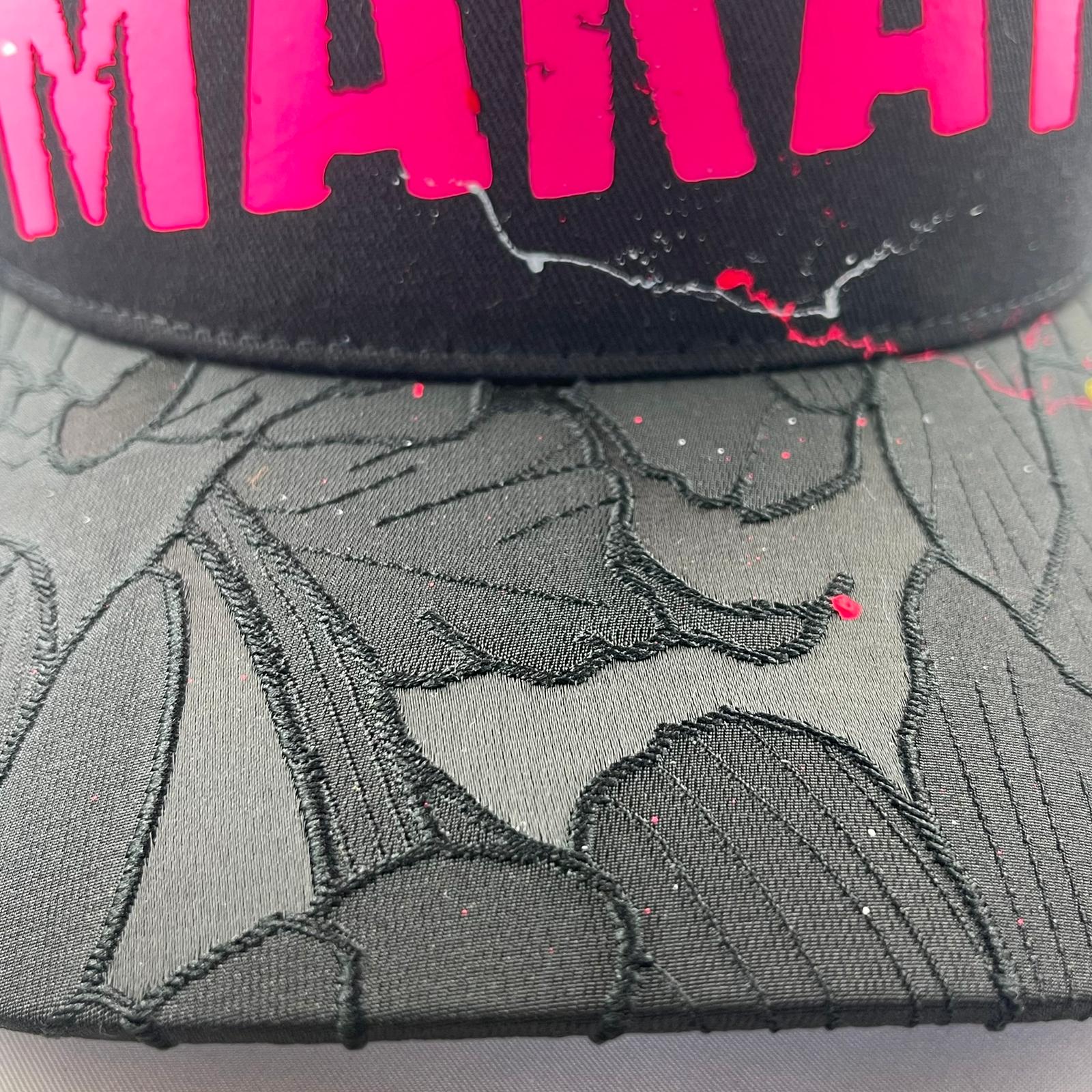 Pink Riot MAKAÏ