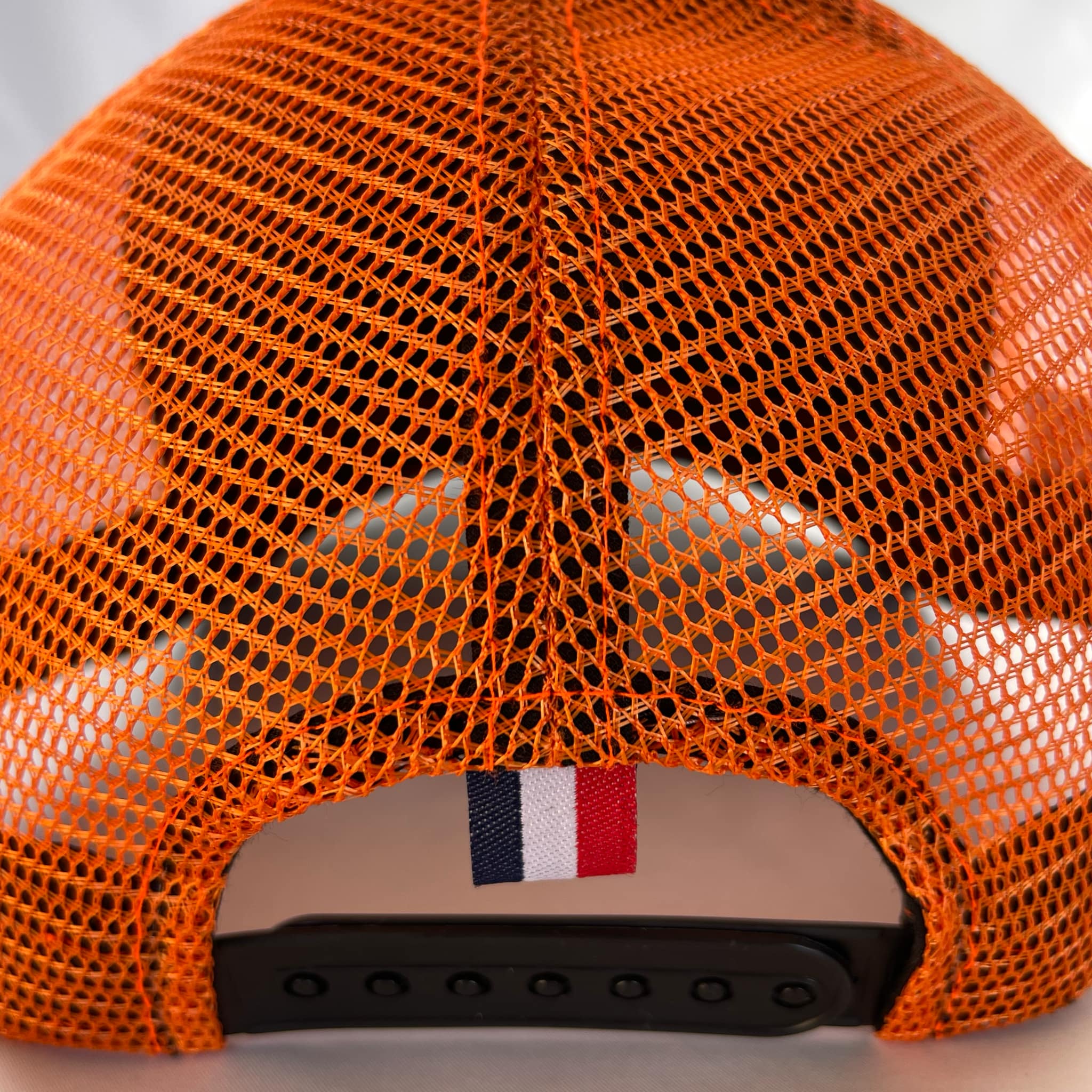 Noir & Orange