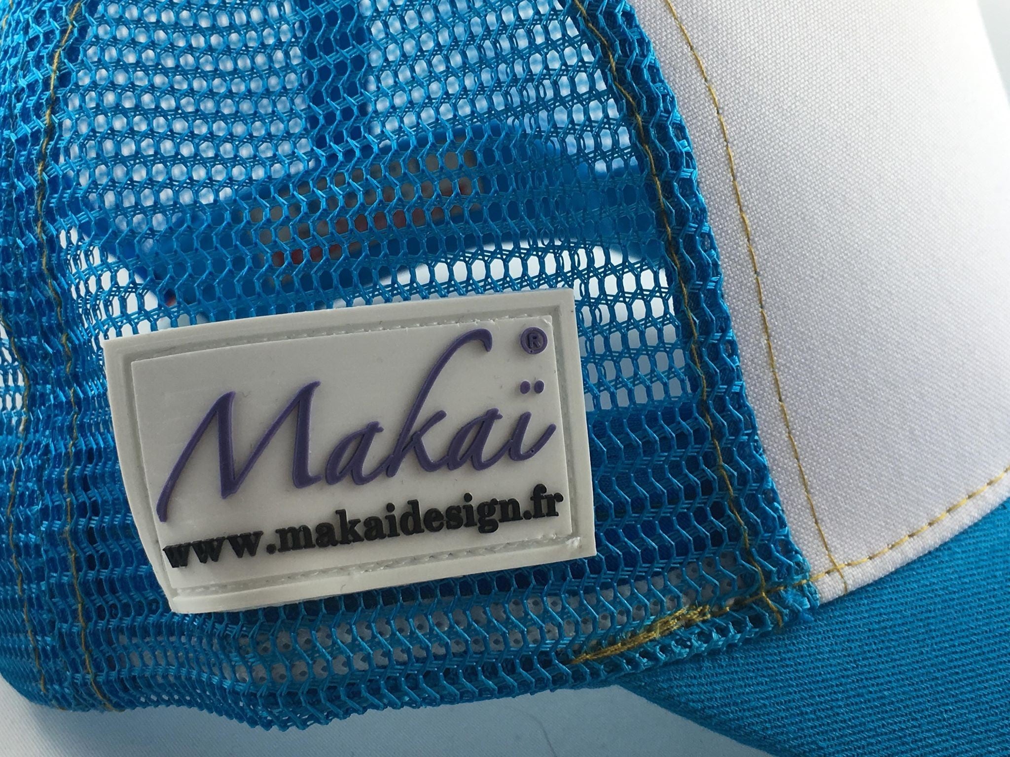 Blue & White Makaï